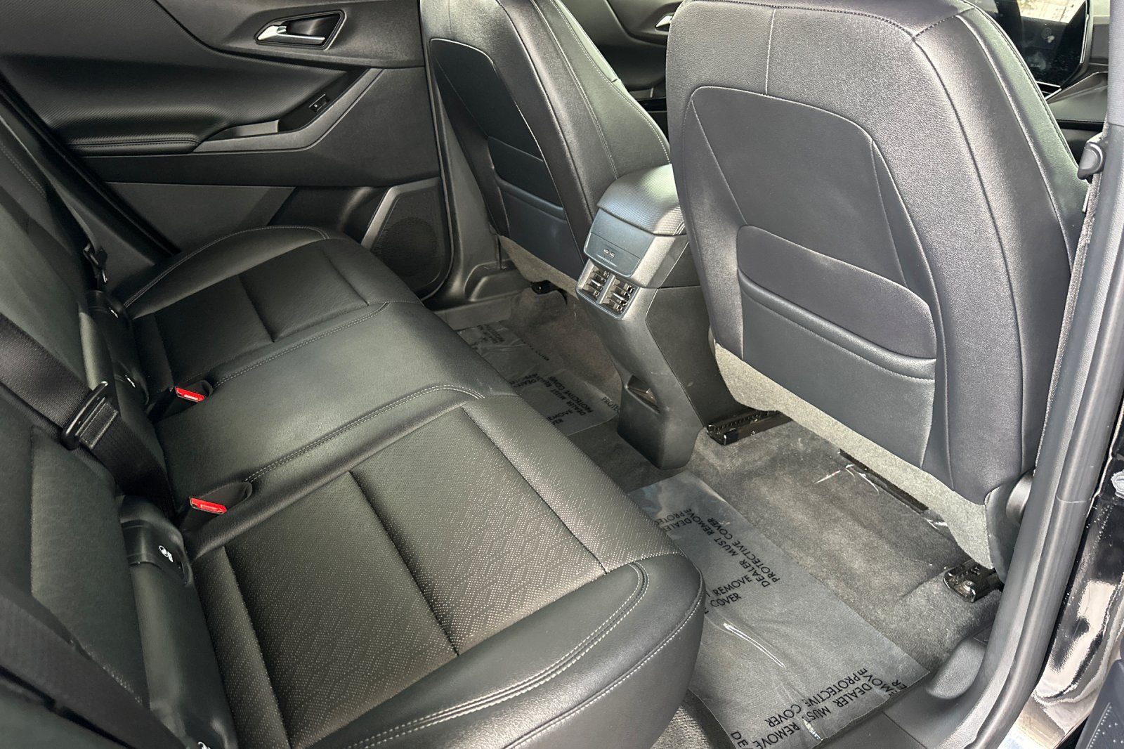Certified 2026 Chevrolet Equinox LT w/ Convenience Package II FWD image 19