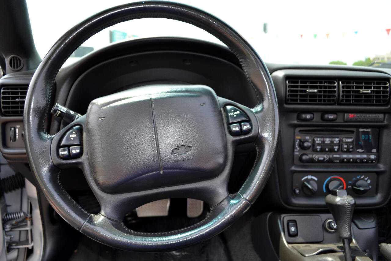 Used 2002 Chevrolet Camaro Z28 w/ SS Performance/Appearance Pkg image 12