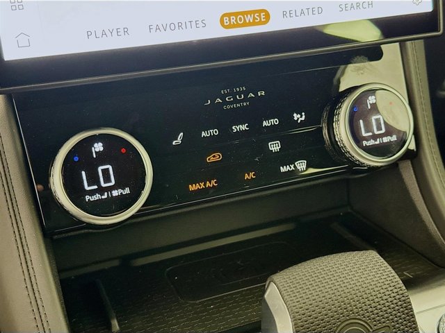 New 2026 Jaguar F-PACE SVR image 18