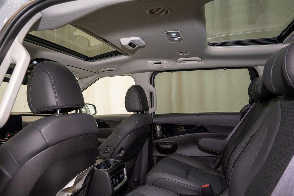 New 2026 Kia Carnival SX Prestige image 12