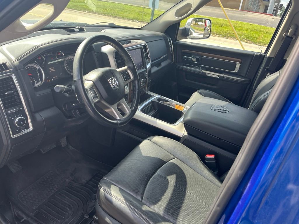 Used 2018 RAM 1500 Laramie AWD/4WD image 25
