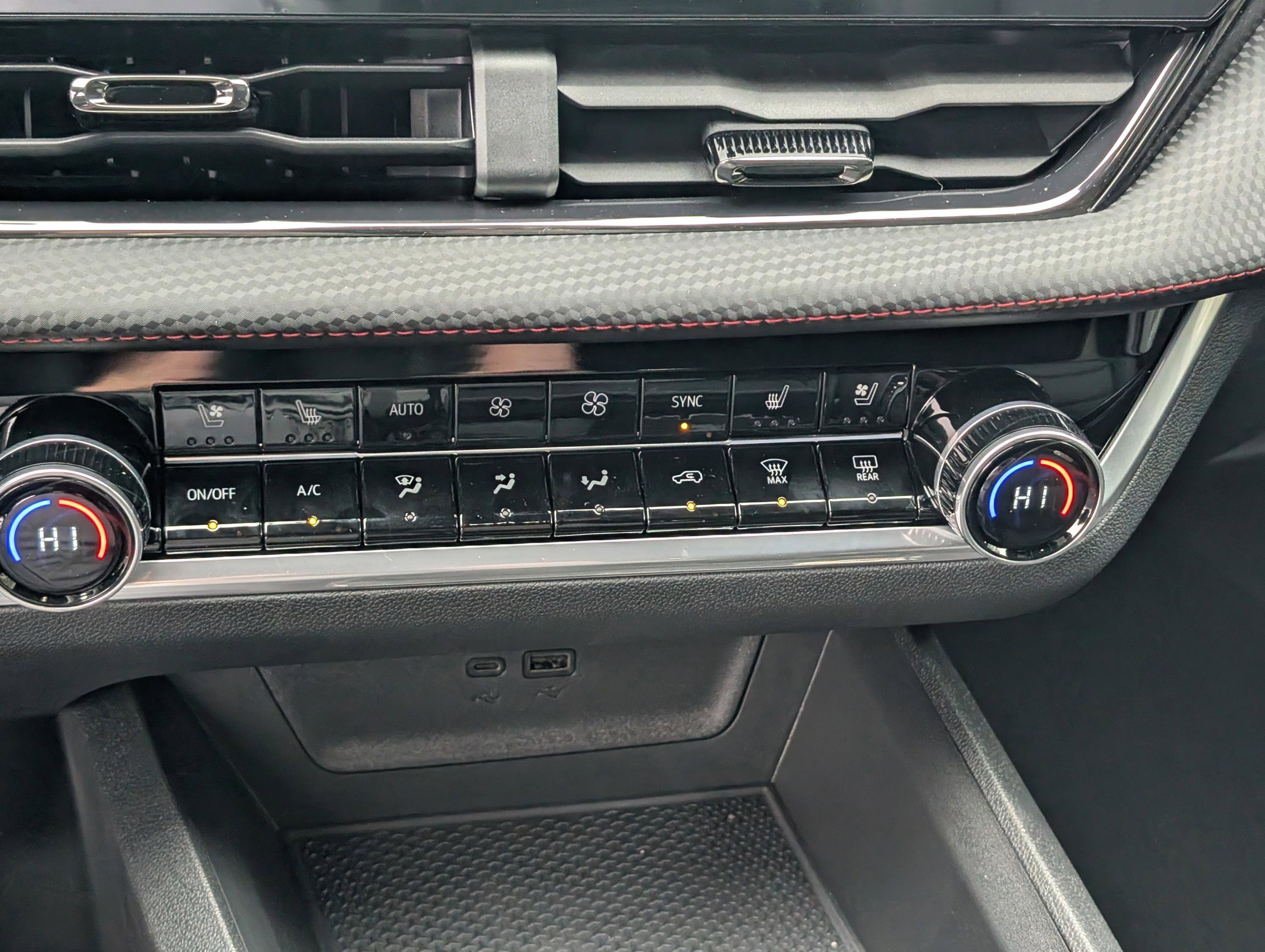 New 2026 Chevrolet Equinox RS image 27