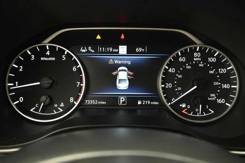 Used 2021 Nissan Maxima Platinum w/ Sport Mat Group FWD image 13