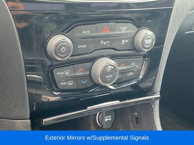 Used 2017 Chrysler 300 S w/ 300S Premium Group AWD/4WD image 14
