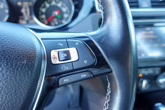 Used 2016 Volkswagen Jetta Sport w/ Lighting Package image 14