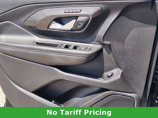 Used 2022 GMC Terrain SLT w/ Tech Package FWD image 22