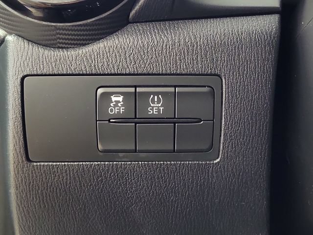 Used 2017 Toyota Yaris iA FWD image 23