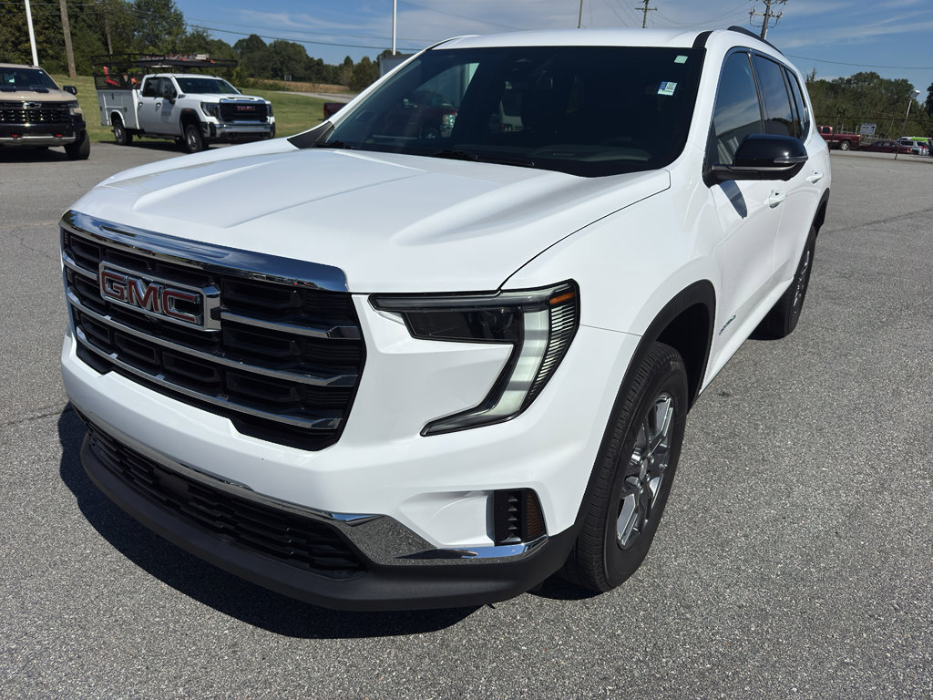 Used 2025 GMC Acadia Elevation image 1
