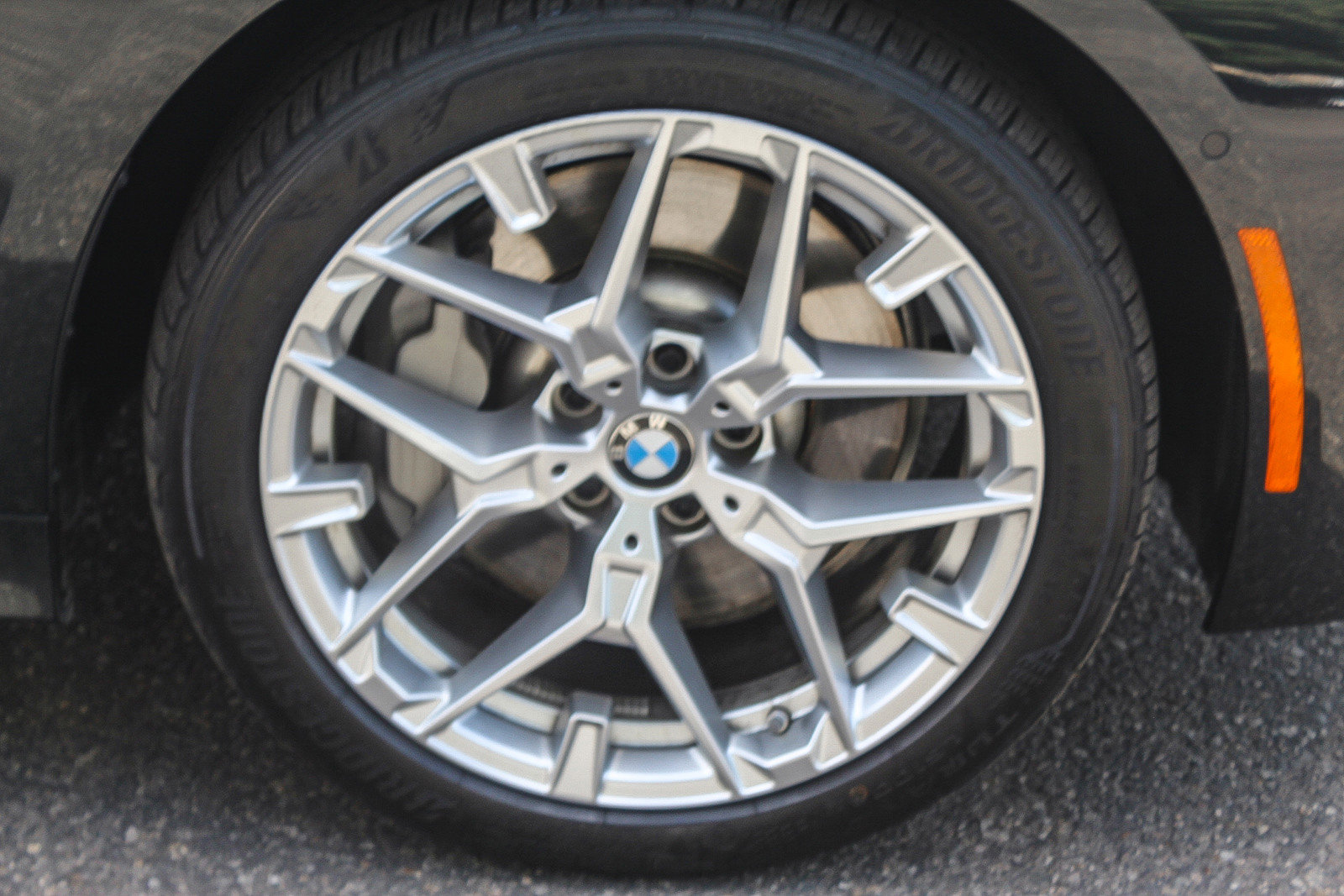 Certified 2025 BMW 330i Sedan image 10