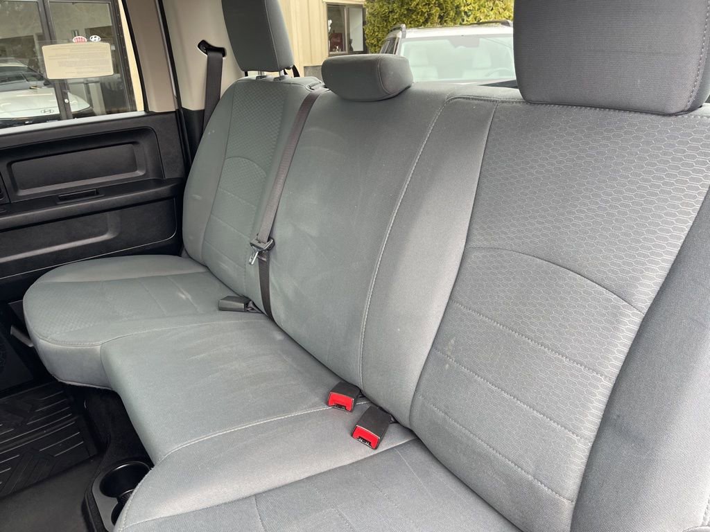 Used 2017 RAM 1500 Express image 25