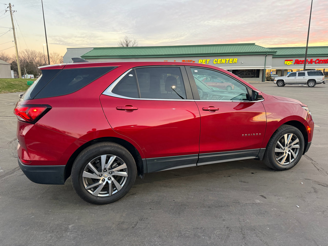 Used 2022 Chevrolet Equinox LT image 6