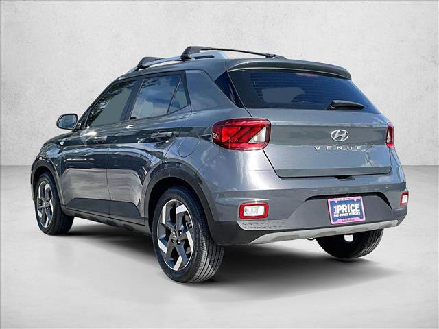 Used 2024 Hyundai Venue SEL FWD image 13