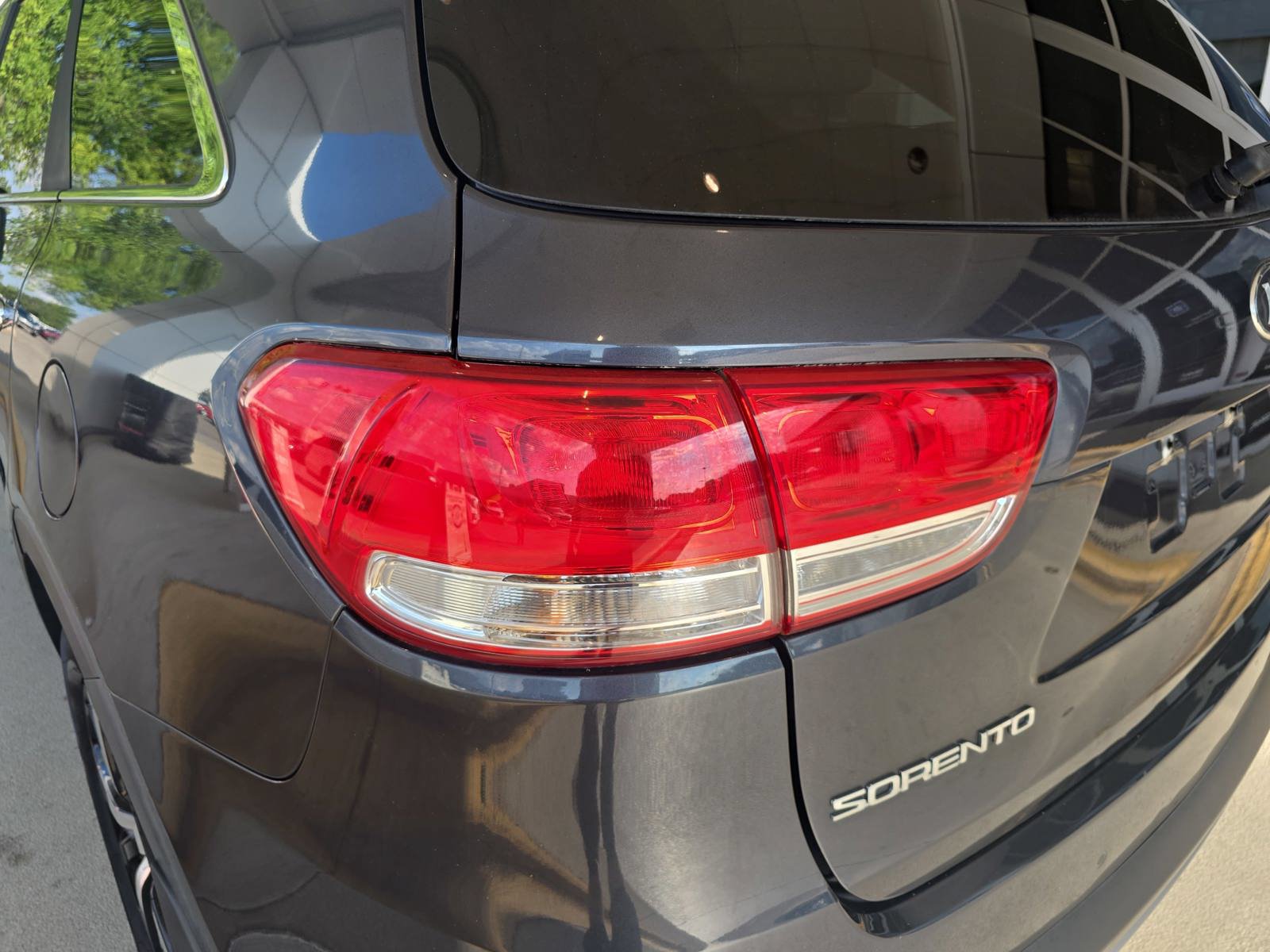 Used 2016 Kia Sorento EX w/ EX Premium Package FWD image 33
