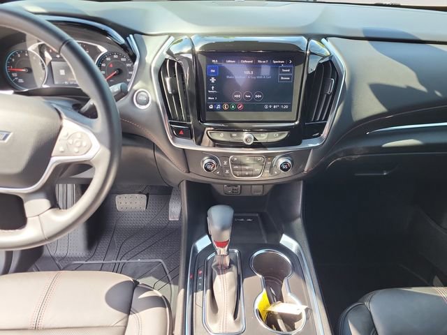 Used 2023 Chevrolet Traverse RS image 15