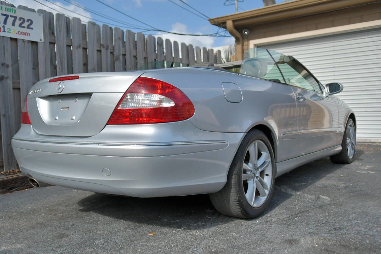 Used 2006 Mercedes-Benz CLK 350 Cabriolet image 21
