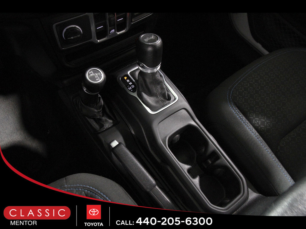 Used 2021 Jeep Wrangler Willys image 16