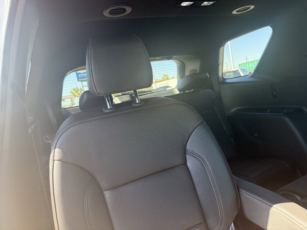 Used 2023 Chevrolet Traverse High Country w/ LPO, Floor Liner Package image 36