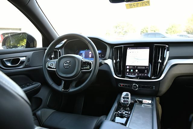 Used 2024 Volvo S60 B5 Plus FWD image 17
