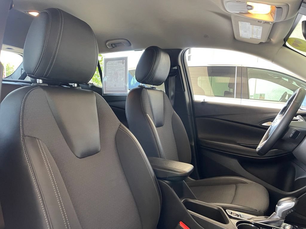 Used 2024 Buick Encore GX Preferred FWD image 12