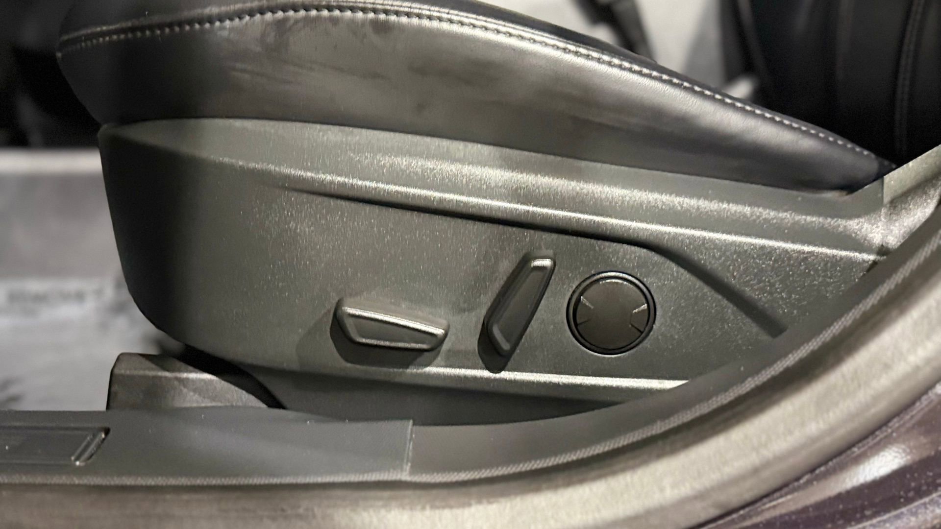 Used 2022 Ford Mustang Mach-E Select image 42