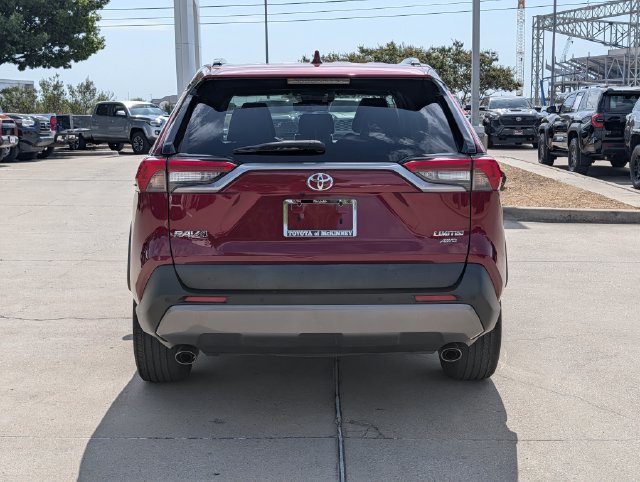 Used 2021 Toyota RAV4 Limited AWD/4WD image 7