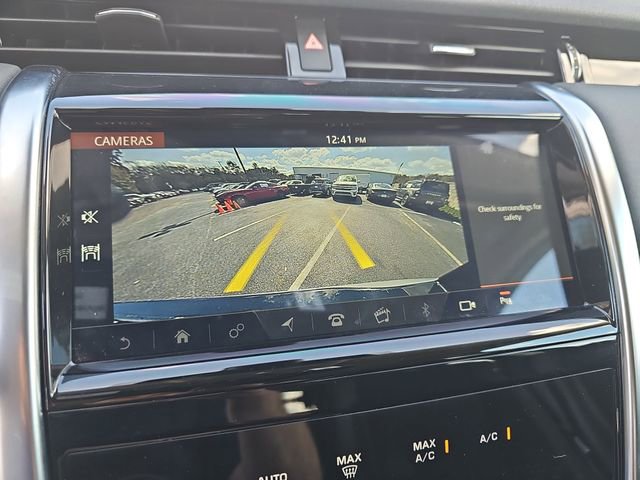 Used 2020 Land Rover Discovery Sport S image 24