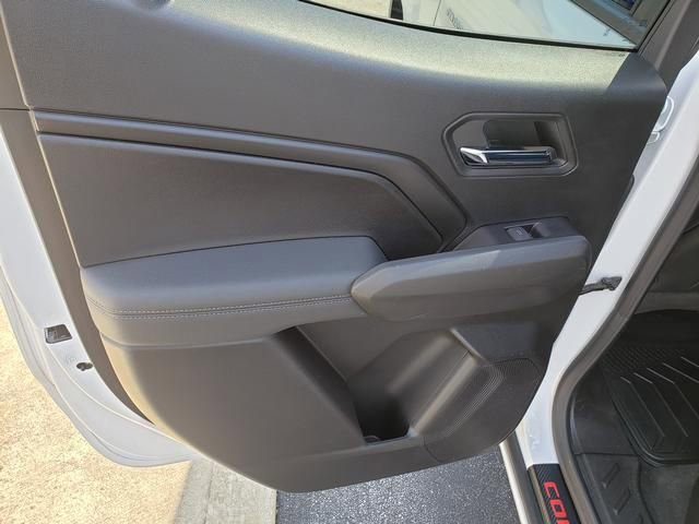 Used 2024 Chevrolet Colorado LT w/ LT Convenience Package III image 13