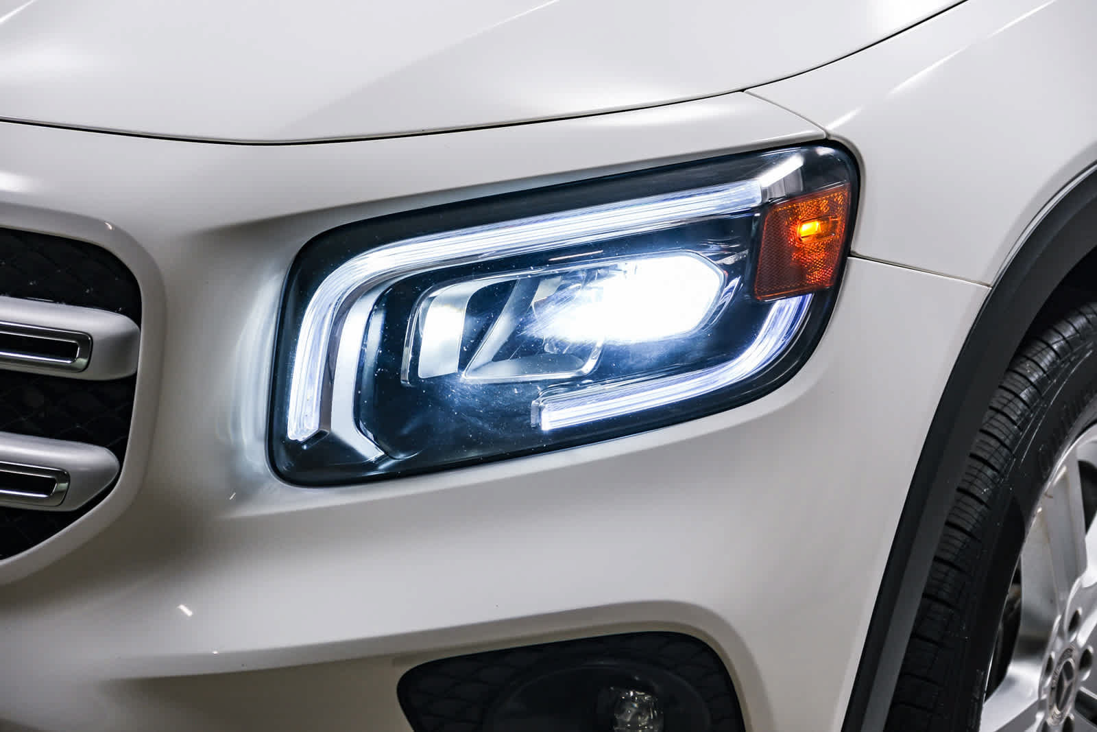 Used 2022 Mercedes-Benz GLB 250 image 12