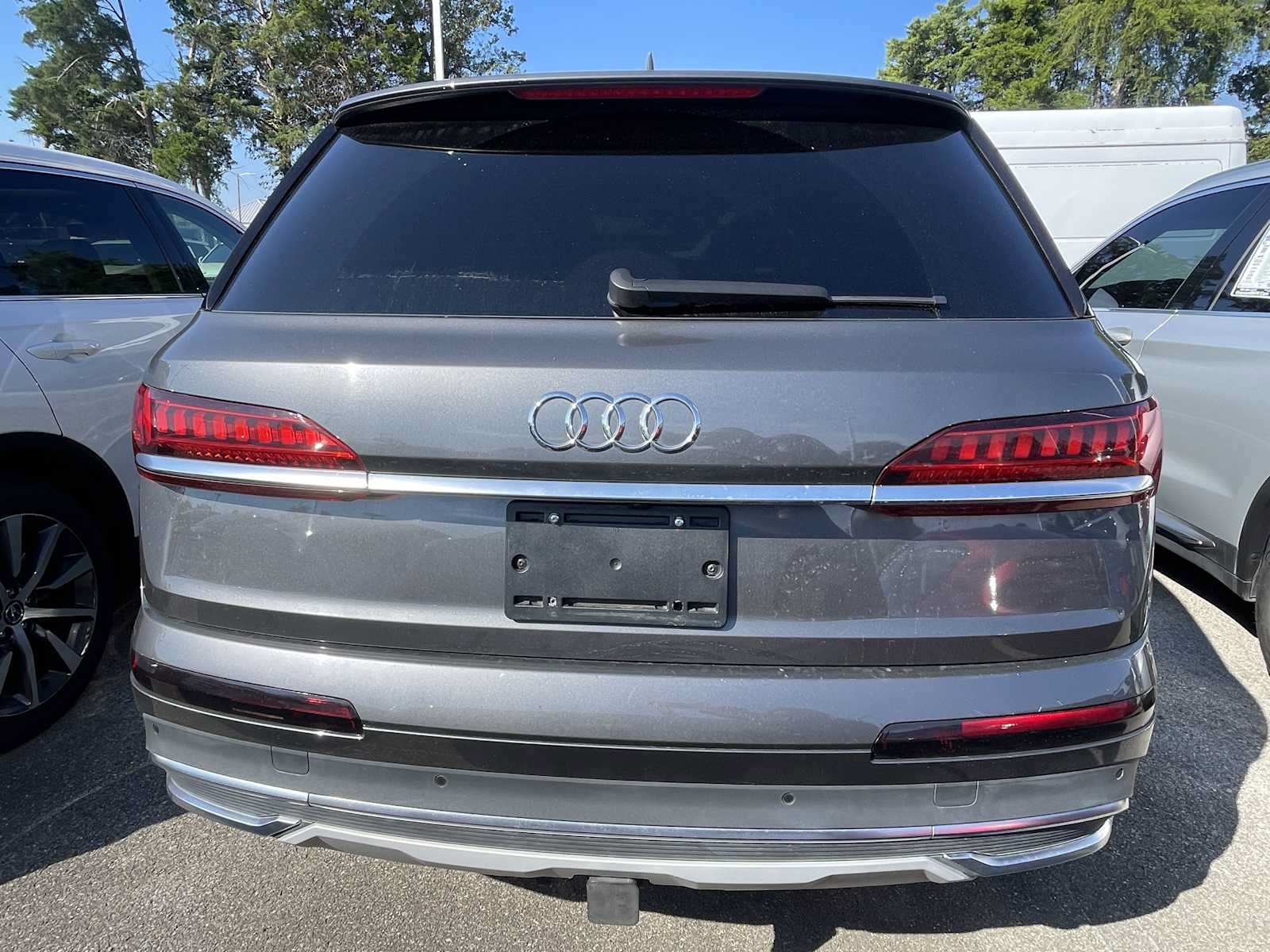 Used 2020 Audi Q7 3.0T Premium Plus w/ Premium Plus Package AWD/4WD image 5