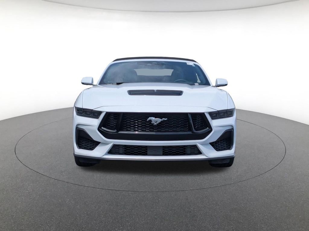 Used 2025 Ford Mustang GT Premium RWD image 2
