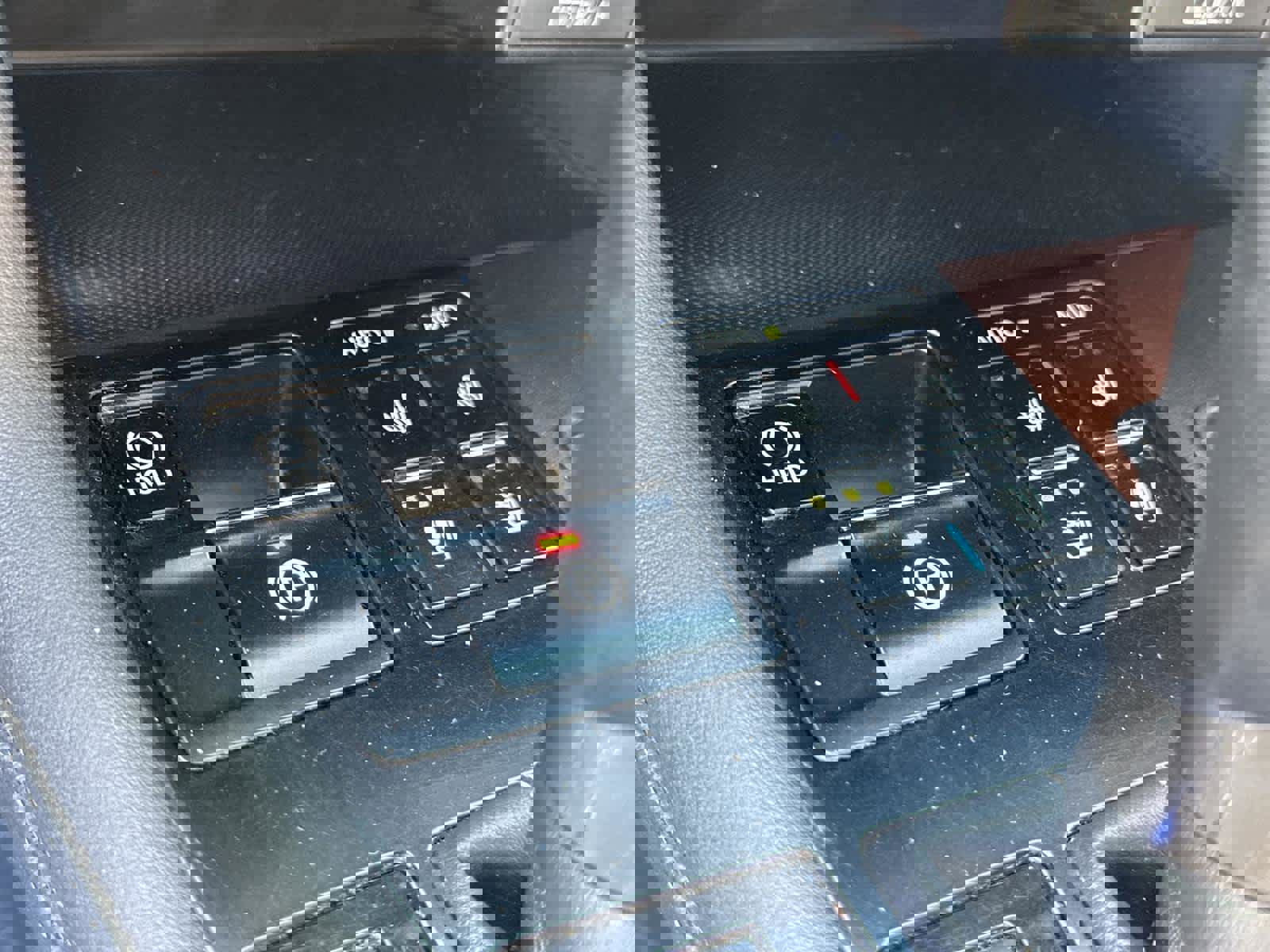 Used 2020 Lexus RX 350L FWD w/ Premium Package image 26