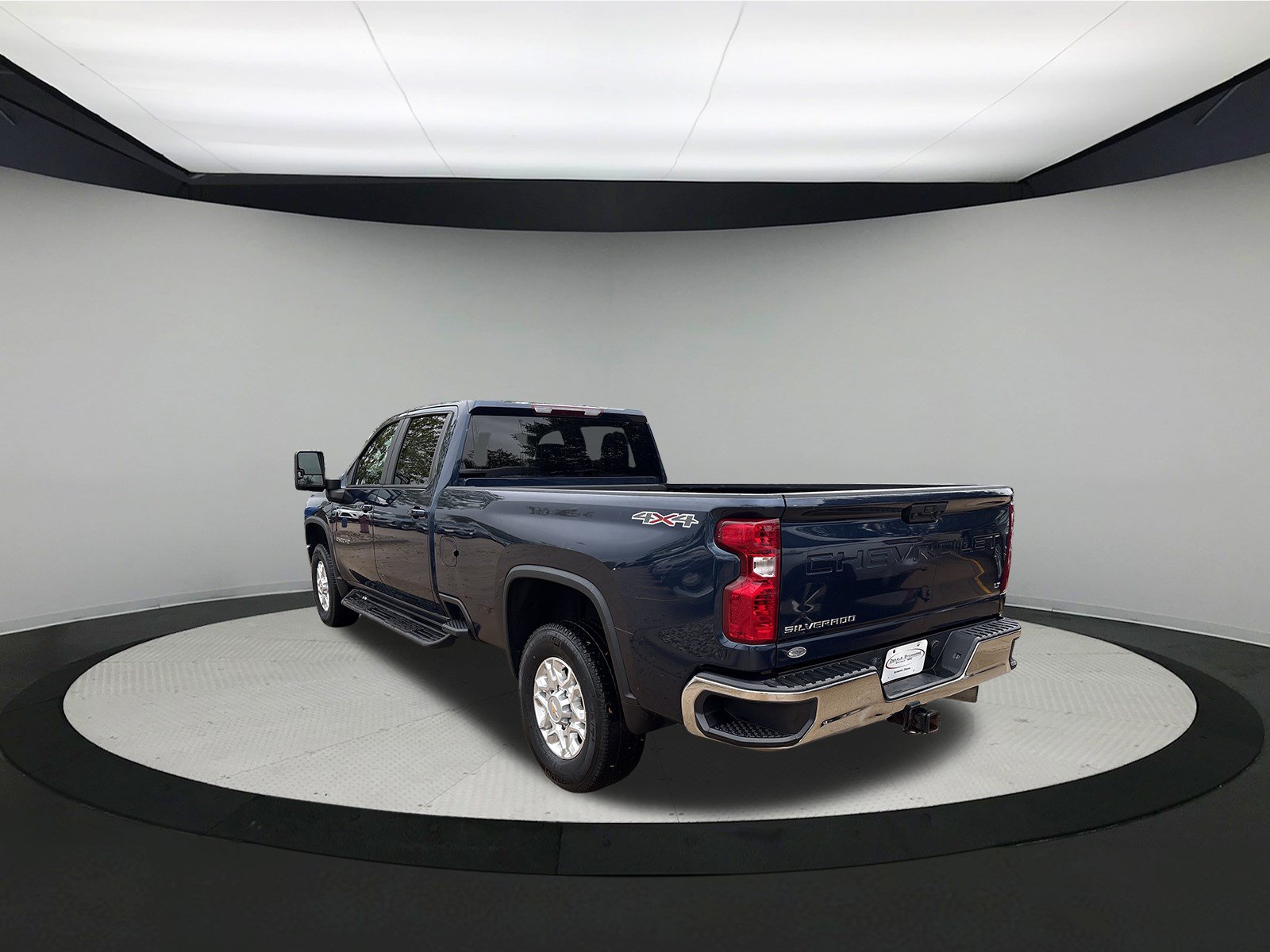 Used 2021 Chevrolet Silverado 2500 LT w/ Convenience Package AWD/4WD image 5