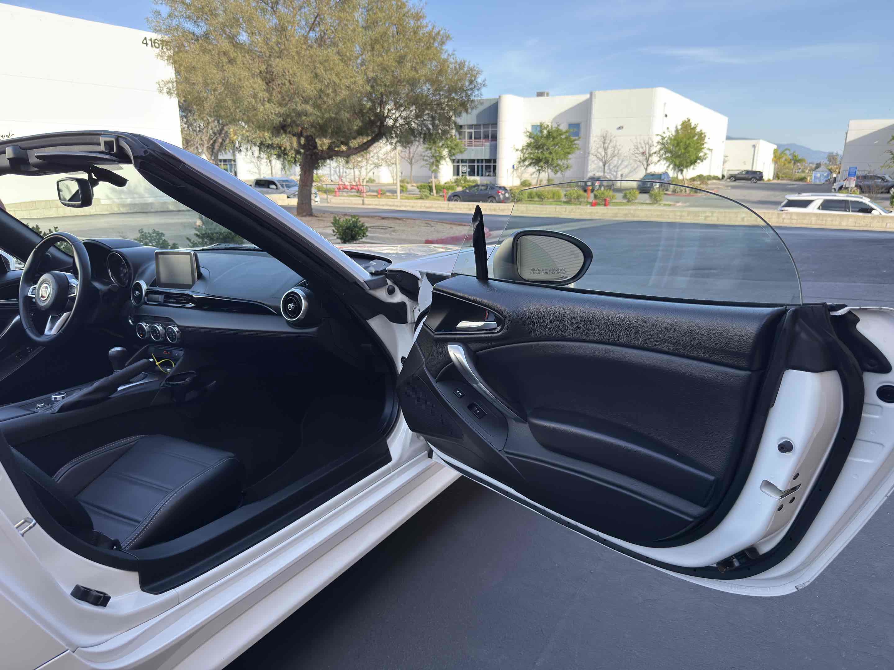 Used 2018 FIAT 124 Spider Lusso w/ Convenience Group image 62