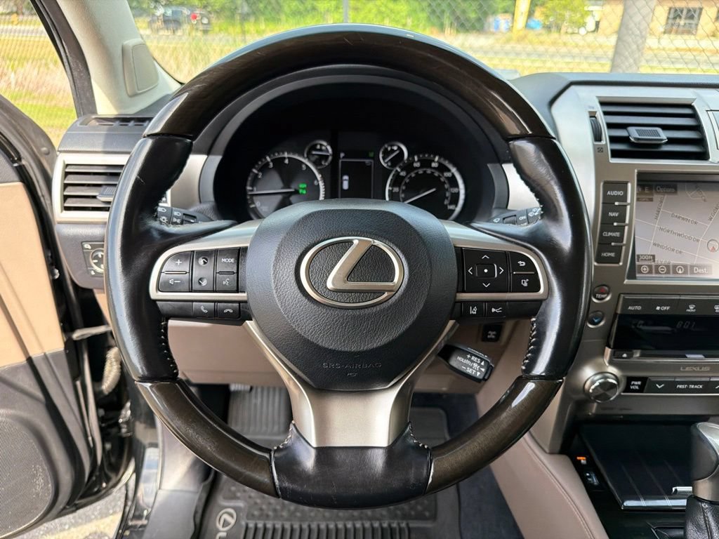 Used 2021 Lexus GX 460 Premium w/ Premium Package AWD/4WD image 15
