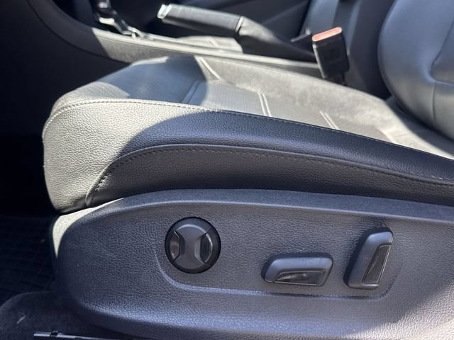 Used 2015 Volkswagen Passat 1.8T Wolfsburg Edition FWD image 14