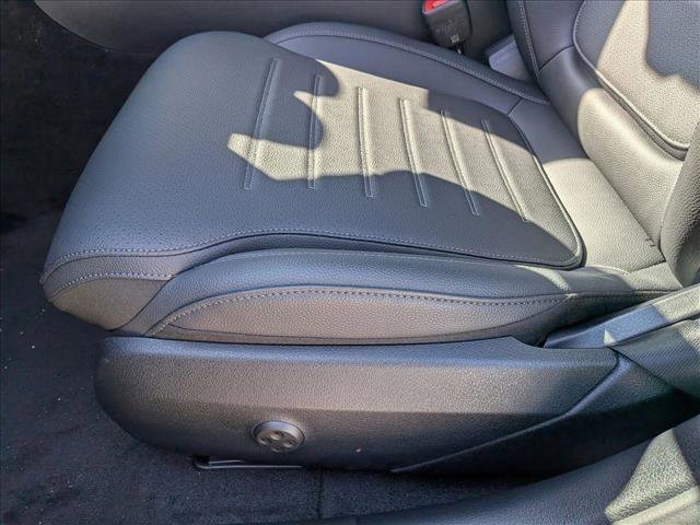 New 2026 Mercedes-Benz C 300 Sedan image 4