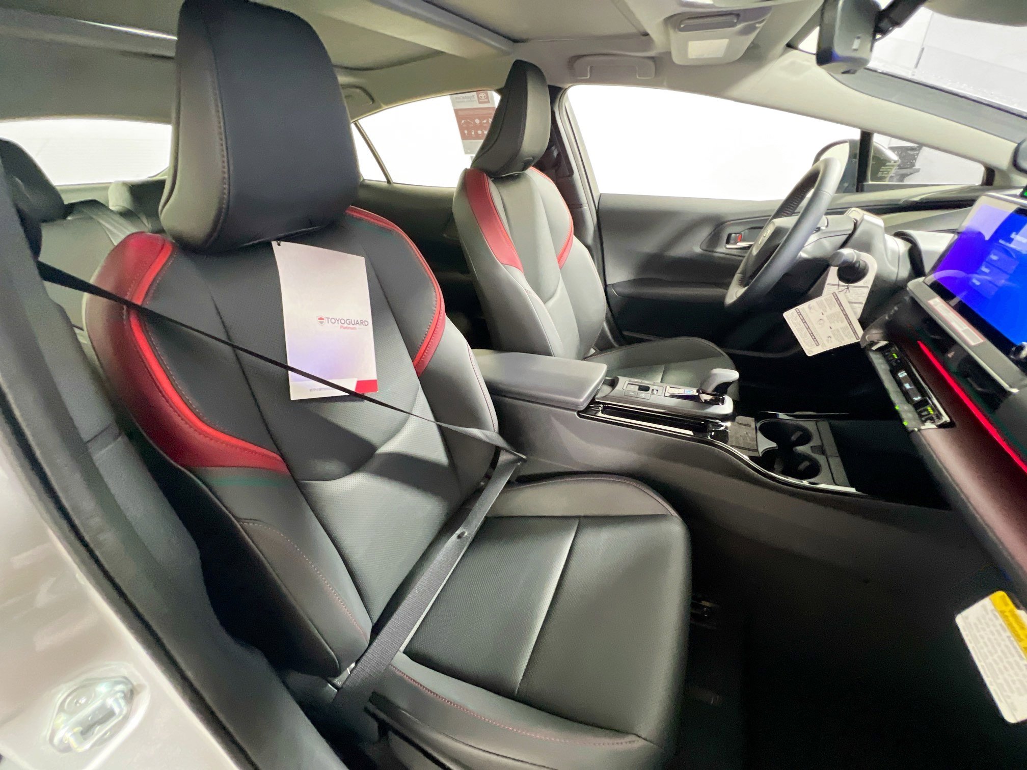 New 2026 Toyota Prius Plug-In Hybrid image 31