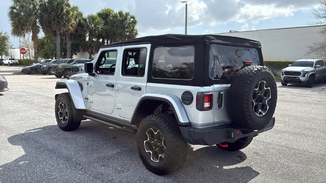 Used 2023 Jeep Wrangler Unlimited Rubicon w/ Cold Weather Group AWD/4WD image 5