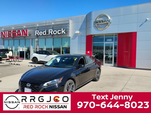Used 2023 Nissan Altima 2.5 SR w/ SR Premium Package image 1
