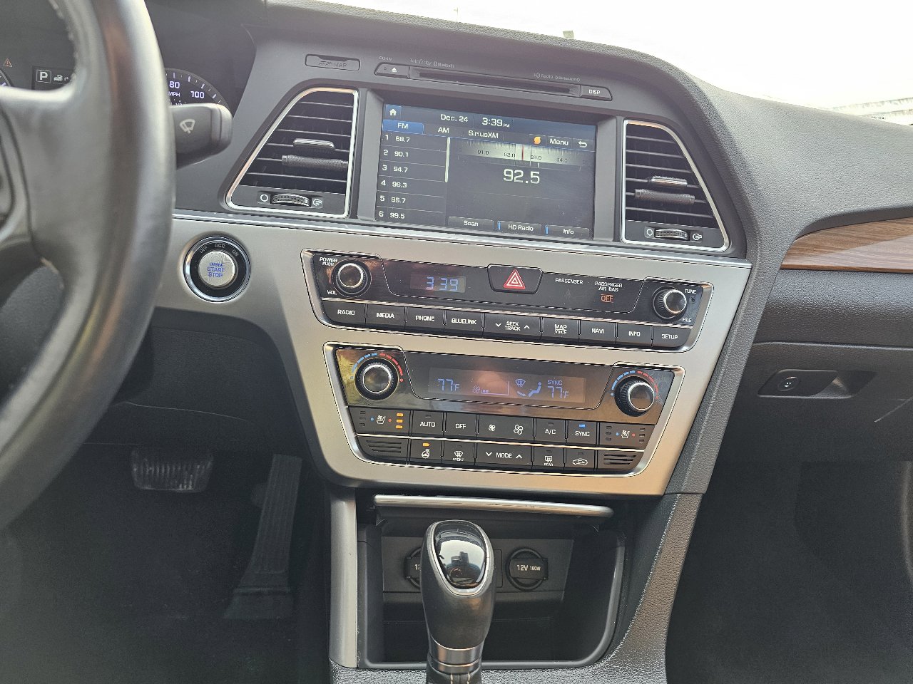 Used 2015 Hyundai Sonata Limited w/ Option Group 06 image 15