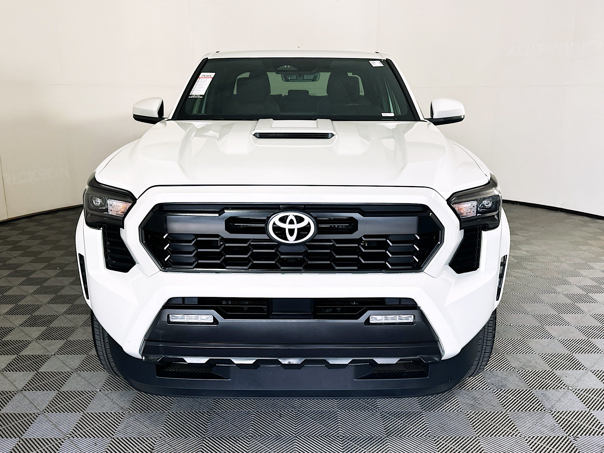 Used 2024 Toyota Tacoma TRD Sport RWD image 8