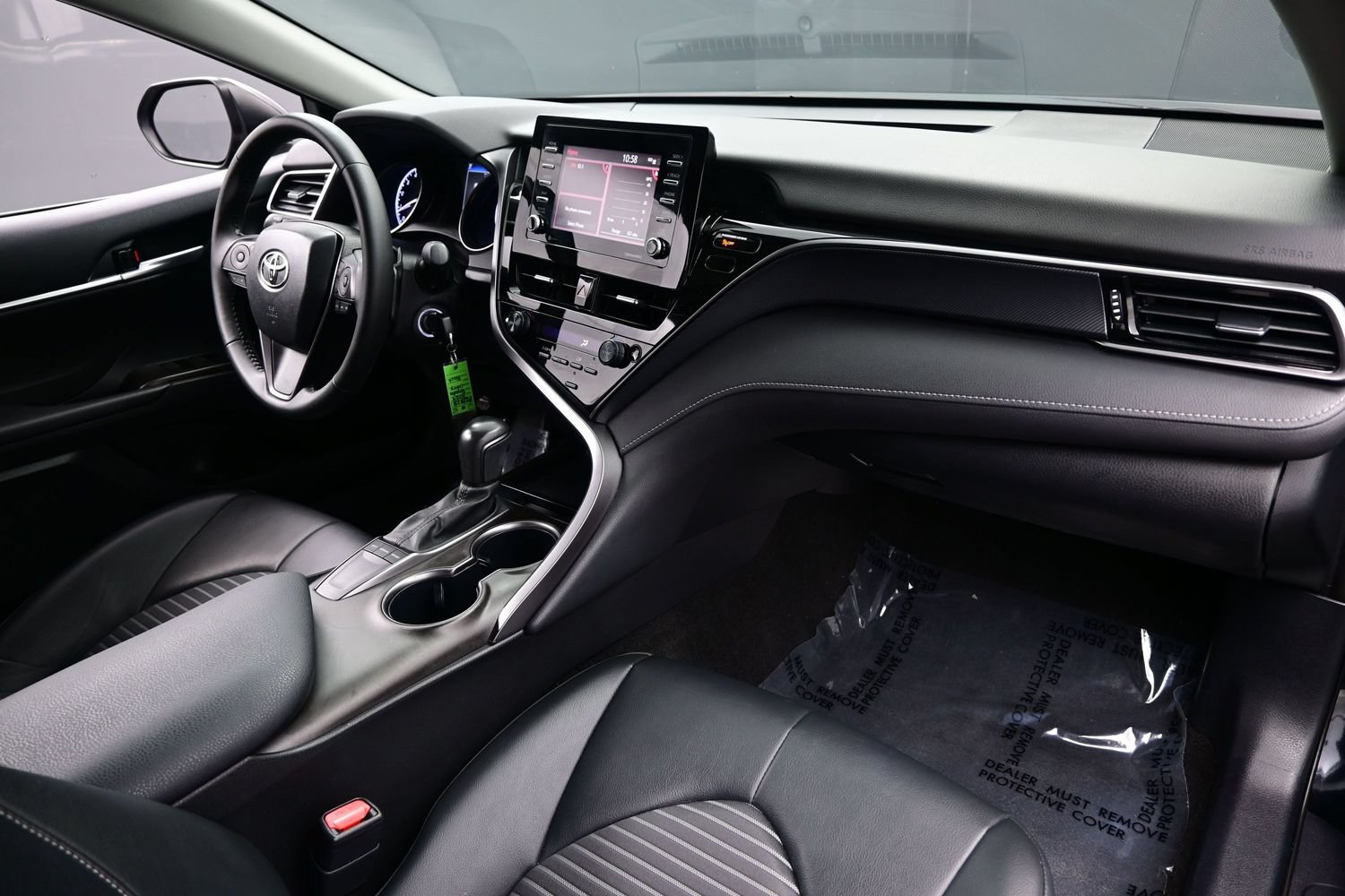 Used 2024 Toyota Camry SE FWD image 15