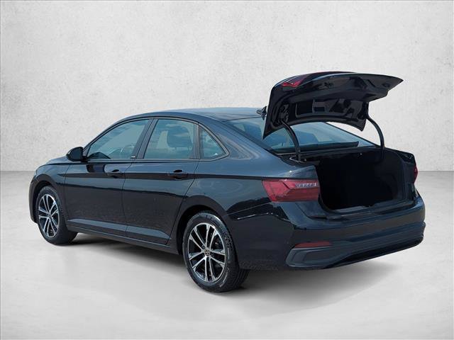 Used 2025 Volkswagen Jetta Sport FWD image 7