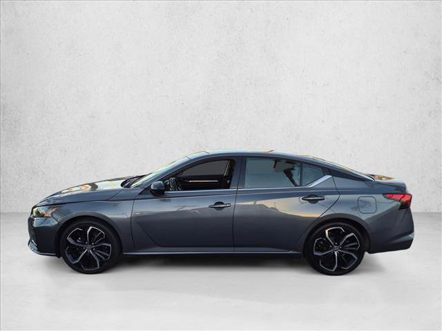 Used 2024 Nissan Altima 2.5 SR FWD image 9