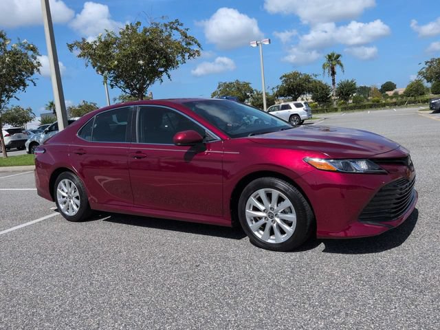 Used 2020 Toyota Camry LE FWD image 2