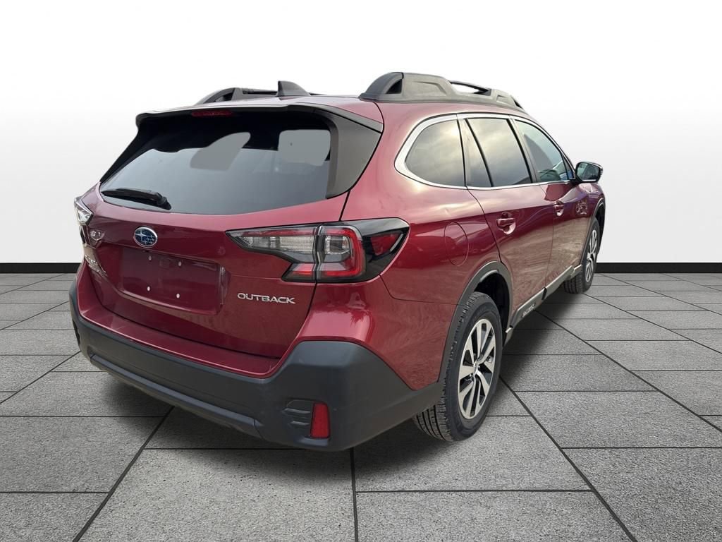 Used 2022 Subaru Outback Premium image 5