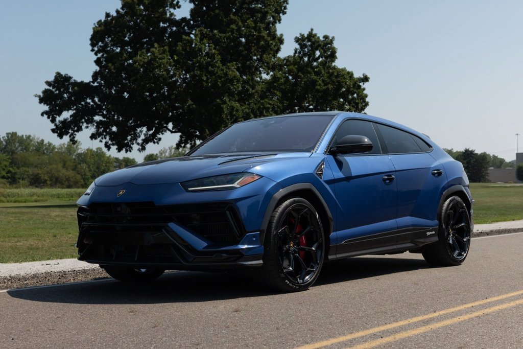 Used 2024 Lamborghini Urus Performante image 3