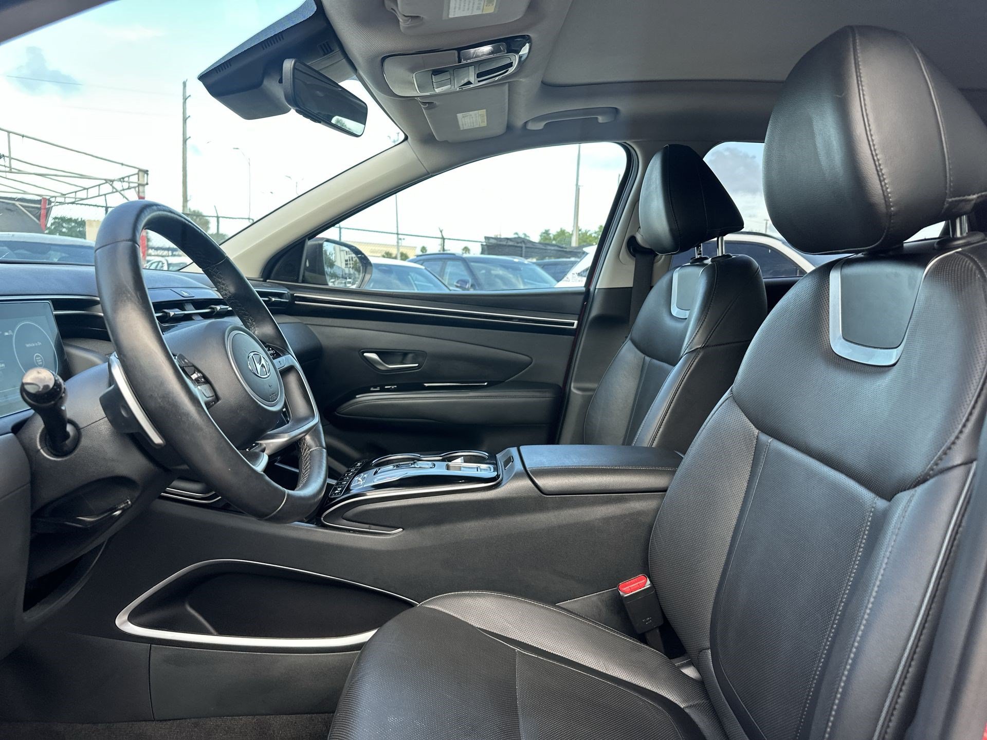 Used 2023 Hyundai Tucson Limited FWD image 13