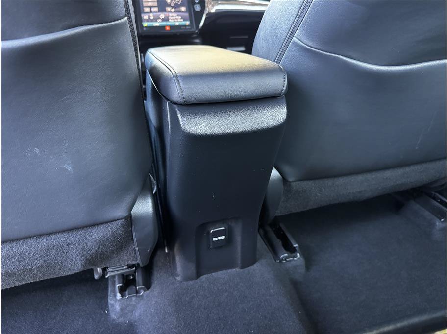 Used 2017 Toyota Prius Prime Advanced FWD image 18