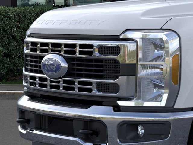 New 2026 Ford F350 4x4 Regular Cab Super Duty image 17